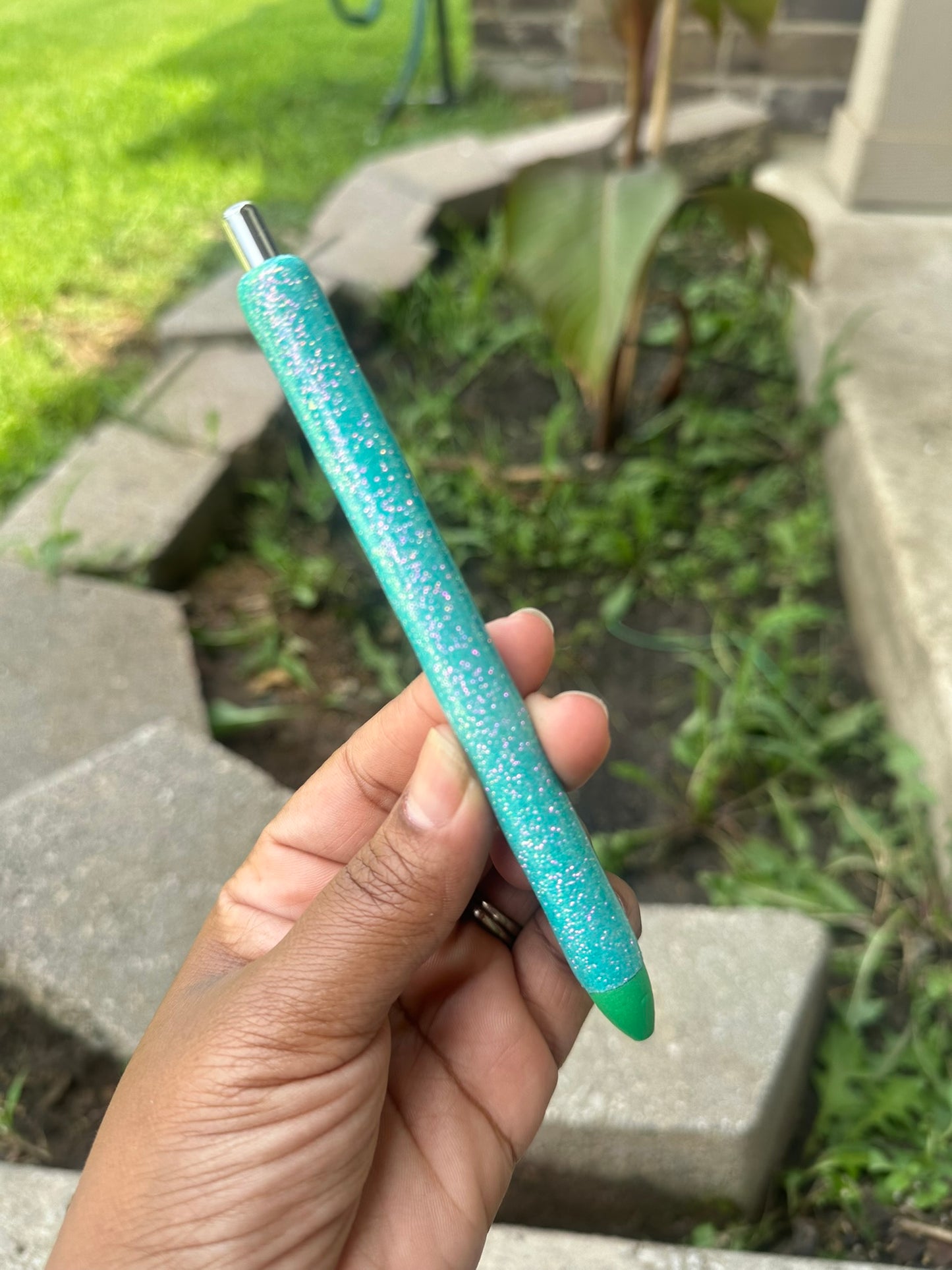 Ready To Sale Pens