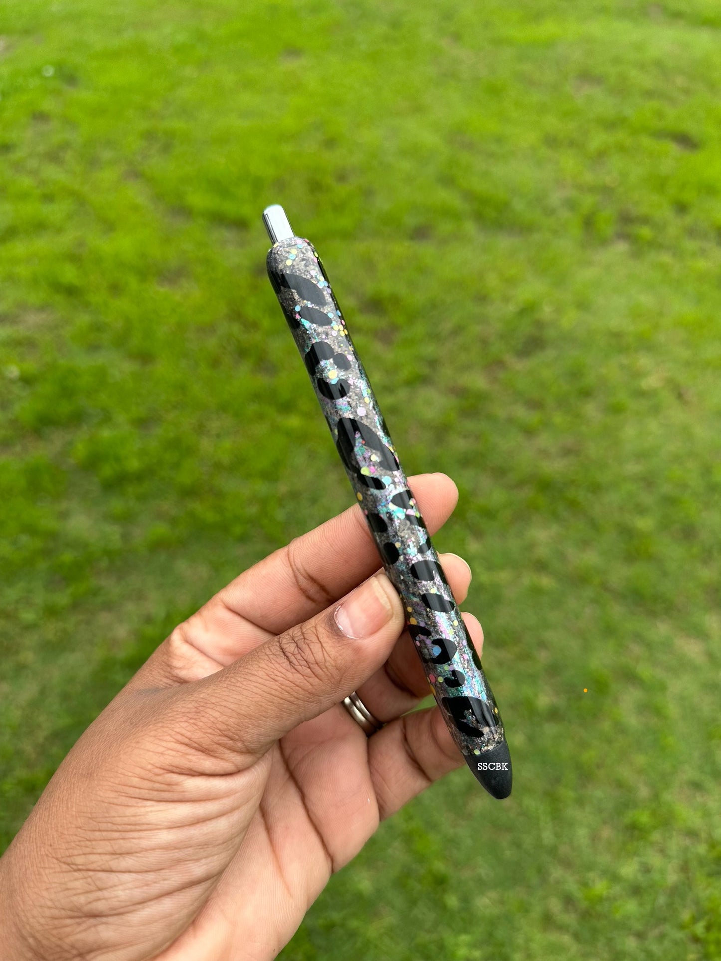Ready To Sale Pens
