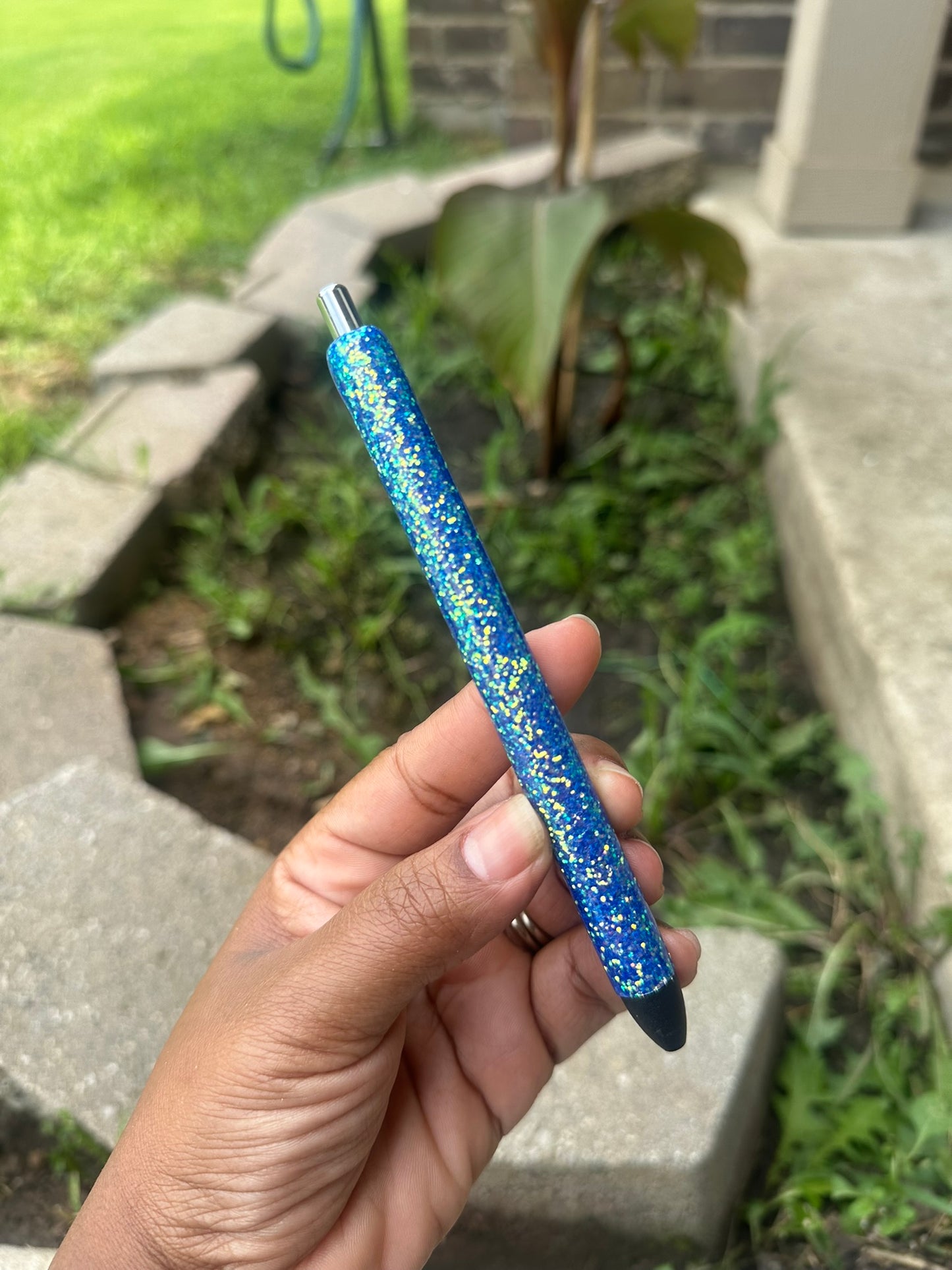 Ready To Sale Pens