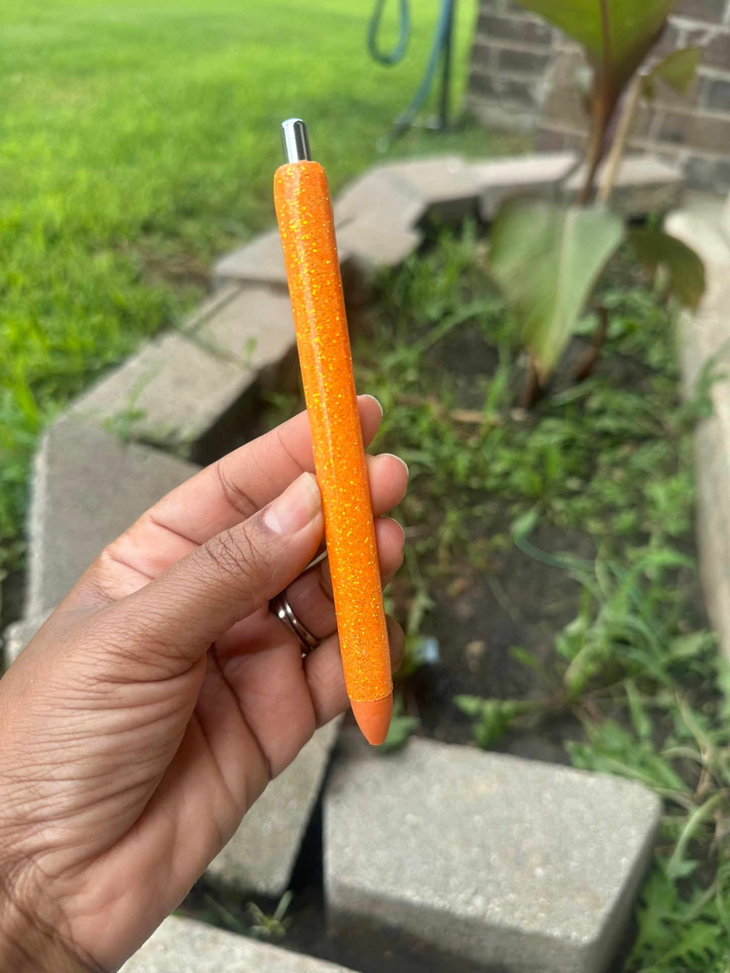 Ready To Sale Pens